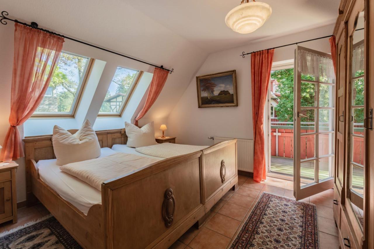 Ferienwohnungen Am Bernsteinweg Prerow Exterior photo